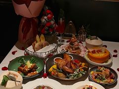 -Mogul Eatery·大亨餐酒馆