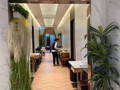 -王中王餐厅(东安路店)