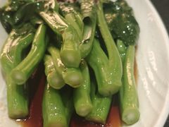 -蝴蝶里·粤菜·点心(滨江龙湖店)