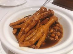 鲍汁凤爪-白天鹅宾馆-宏图府餐厅