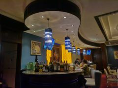 -龙虾酒吧扒房(宁波香格里拉店)