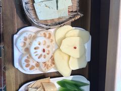 -映山红鲜货火锅(鱼嘴店)