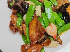 -一口猪海鲜浑锅·东北家常菜