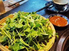-大匠工房古船木艺术餐厅·猪肚鸡专门店(长白仙岛店)