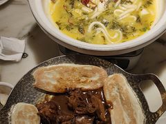 -小菜园新徽菜(镇江丹阳吾悦店)