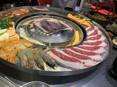 -哈哈碳都·牛肋条无限自助烤肉(台江万达店)