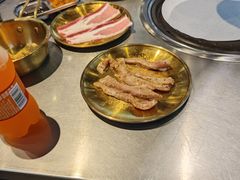 -哈哈碳都·牛肋条无限自助烤肉(台江万达店)