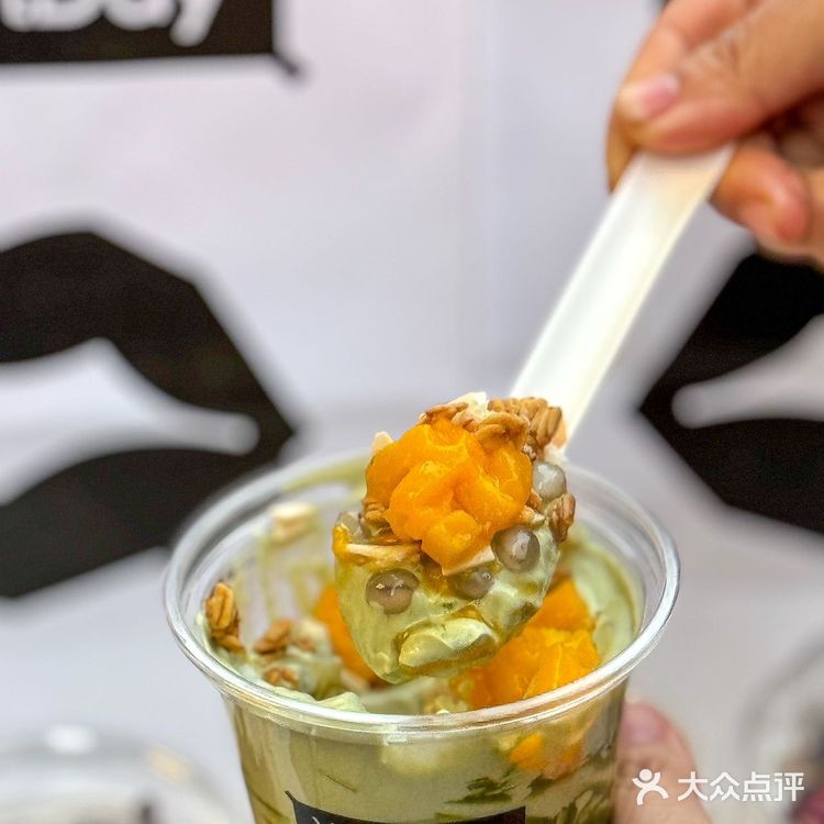 圣诞就要来上一杯限定代餐杯