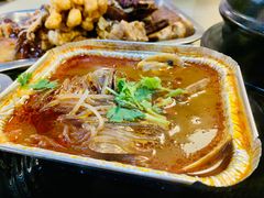 -大佬李砂锅(钱江财富广场店)