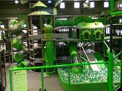 -C7城市运动空间·蹦床·健身·团建