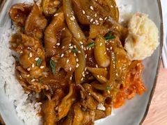 -玛格萝妮比萨屋(四平店)