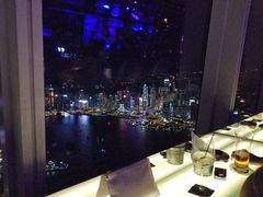 -OZONE 顶楼酒吧(香港丽思卡尔顿酒店)