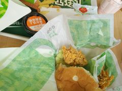 -德克士(车站路店)