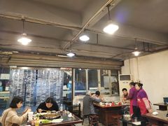 大堂-邓莽子老火锅(中兴路总店)