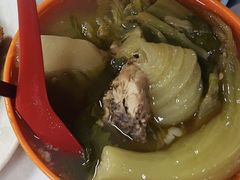 酸菜汤-王美记茶餐室