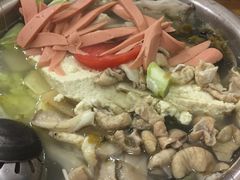 -泸州酸菜豆花火锅川师店