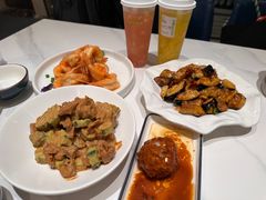 -梅飞酒家(名辉豪庭店)