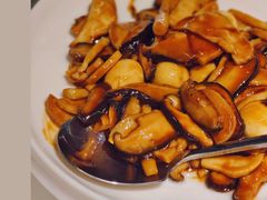 鲜菌鹌鹑蛋-小放牛炒菜馆(裕华万达店)
