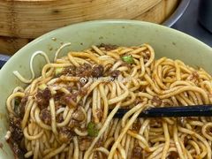 -老上海食惠裡小籠包生煎包