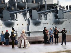 -阿芙乐尔号巡洋舰