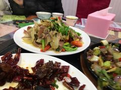 -泸沽肴(泸沽湖大洛水村农村信用社旁店)