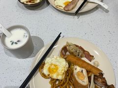 -上海虹桥中心爱琴海亚朵S酒店
