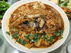 德莫利炖鱼头-一轩饺子馆(丽都店)