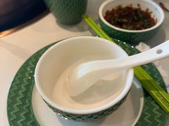 -润园四季椰子鸡火锅(卓越INTOWN店)