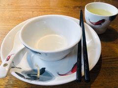 餐具摆设-杭百味·大众精选杭帮菜(西湖音乐喷泉店)