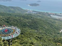 -亚龙湾热带天堂森林公园