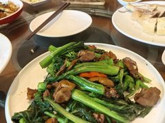 时菜炒鸡杂-启香鸡私房菜(湖景店)