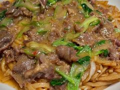 招牌湿炒牛河-潮泰牛肉火锅 · 创于1992年(车公庙店)