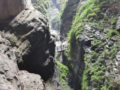 -龙水峡地缝景区