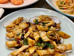 -金沙滩海鲜餐厅·海肠捞饭·手工水饺(梅江龙水园店)