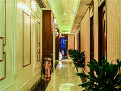 -尚足影院式足疗·住宿·美食(解放碑店)