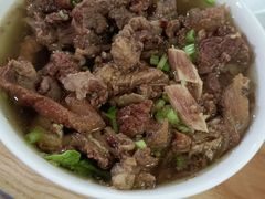 -伟记牛肉(金鸿公路店)