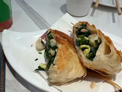 脆皮虾仁韭菜盒子-海味当家·蒸锅海鲜(中山广场创始店)