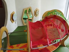-乐融婴幼儿成长中心(四季青校区)