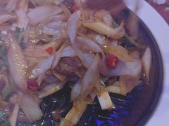 -巴特餐饮6加1音乐餐吧·新疆菜