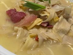 -披云云小馆·味道江湖(姚家园万象汇店)