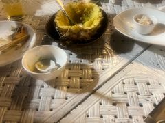 -Green Tree Rest. & Pub