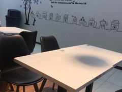 -全家便利店(杭州龙翔桥地铁站店)