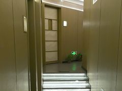 -耳湾躺式采耳SPA馆(保利五月花店)