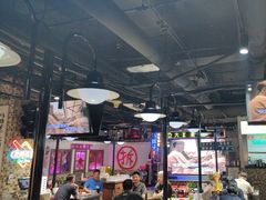 -马路牙子烧烤音乐酒馆(望京店)
