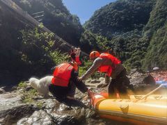 -安吉龙王山峡谷漂流