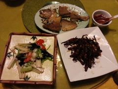 鸭舌！香煎黄花鱼！素炒香芹木耳百合莲藕！-茂德公草堂