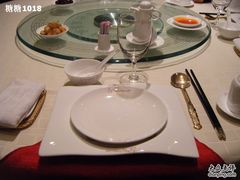 一楼在装修，所以直接上二楼包房-新加坡泰国村酒楼(五角场店)