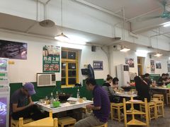 大堂-石灰市老火锅(北滨路店)