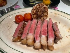 -MONICH牛排融合餐厅(和义大道购物中心店)