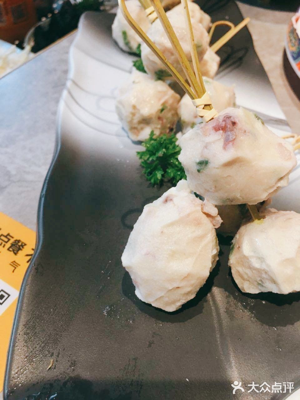 很爽口,上几秒就熟了,分量很足,好吃美味